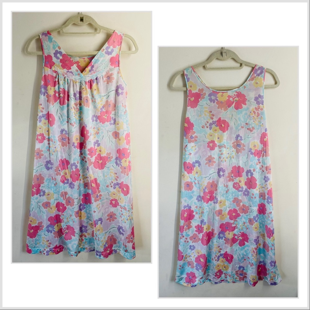 Vintage Lightweight Floral V-Neck Sleeveless Nightgown